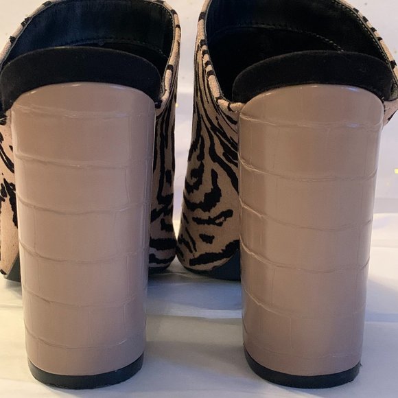 Zebra Print Mules heels Closed Toe Shoes - Picture 5 of 10